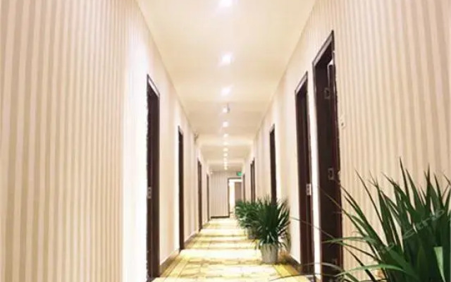 Rongquan Hotel