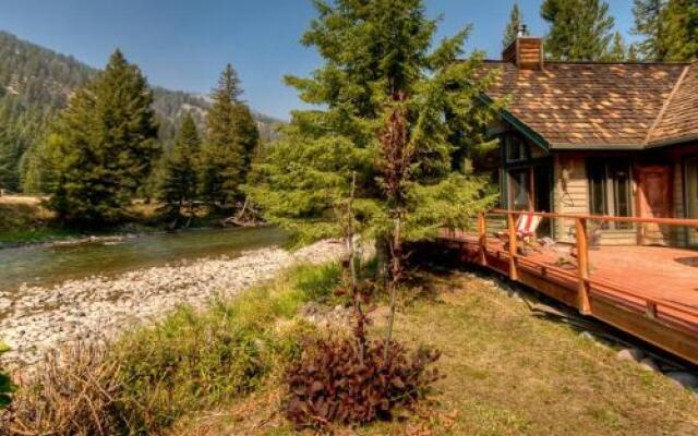 Big Sky - Fly Fishing House