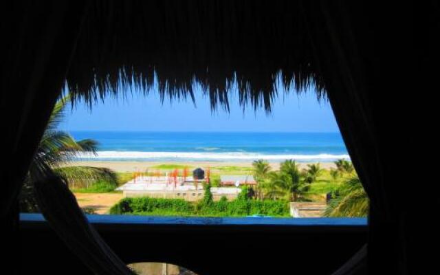 Beautiful Beach House Con Flores