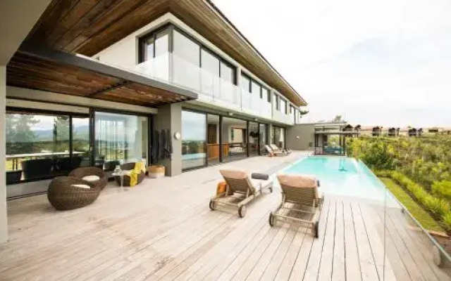 Collection Luxury Accomodation Simola House