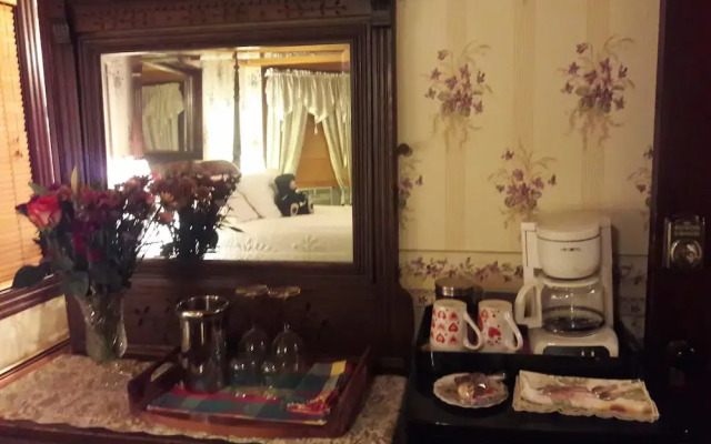 Barclay Heights B&B at Smythe House