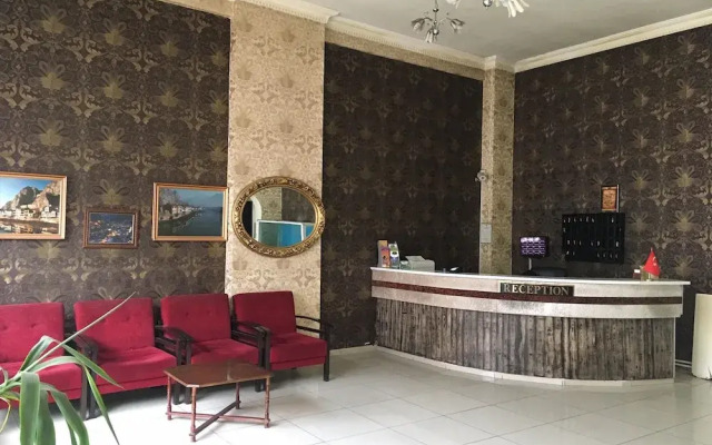 Saray Otel