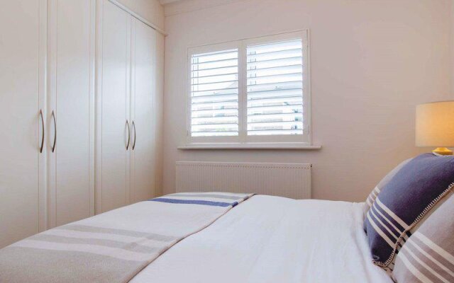 Veeve  2 Bed Maisonette Shandon Road Clapham