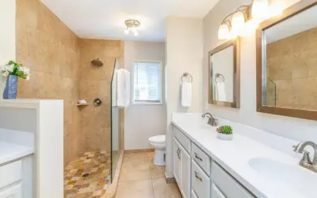 Leilani Kai Hale - 3 Br Home