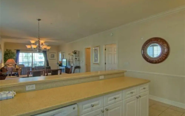 4809 Luster Leaf Circle Magnolia Pointe 202 2br 2ba 2 Bedroom Condo by RedAwning