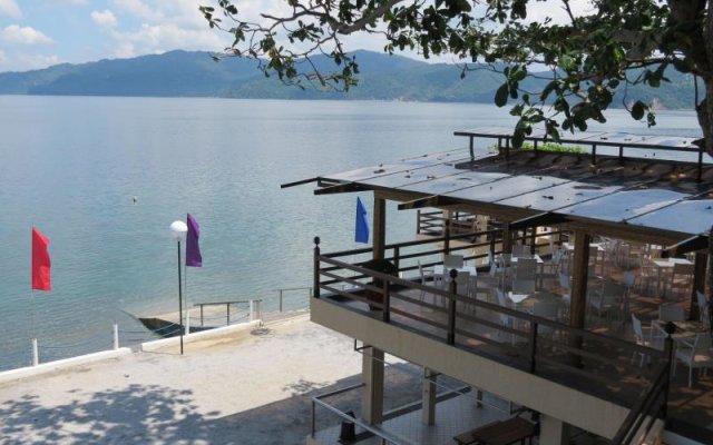 Anilao Discovery Bay Resort