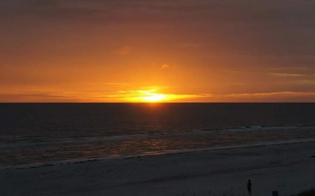 Sunshine Beach Resorts LLC