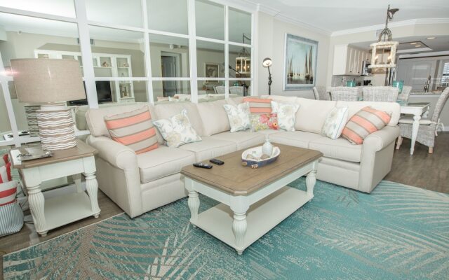 Inlet Reef 605 2 Bedroom Condo by RedAwning