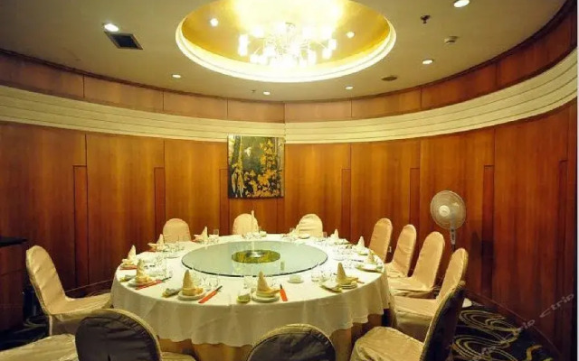 Insurance Mansion