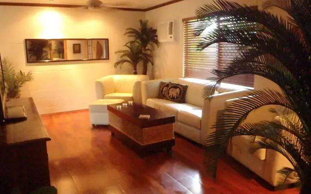 Trinity Tropical Oasis Trinity Beach Holiday Home