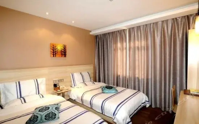 Super 8 by Wyndham Lanzhou Dong Hu