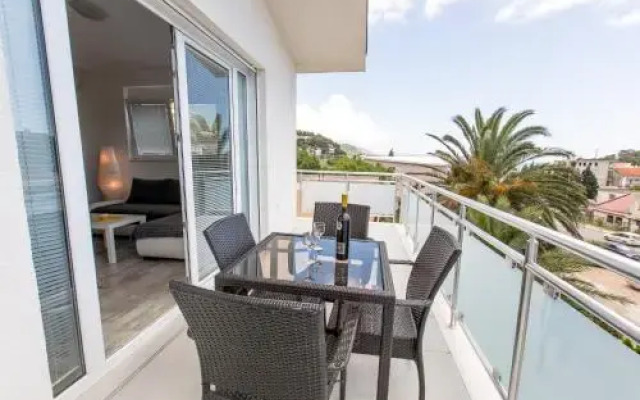Apartments Lekovic