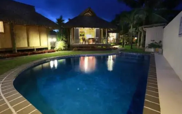 Muri Beach Hideaway - Adults Only