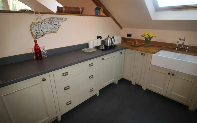The Philog Home By Cardiff Holiday Homes