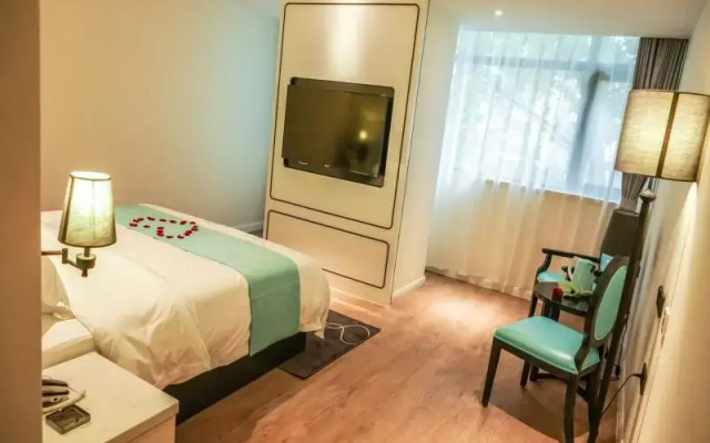 Qinglong Business Hotel - Qingdao