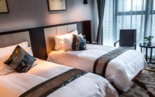 Scholars Hotel (Zhenjiang City Government Sports Exhibition Center)