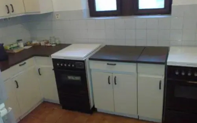 Primera Apartmanház