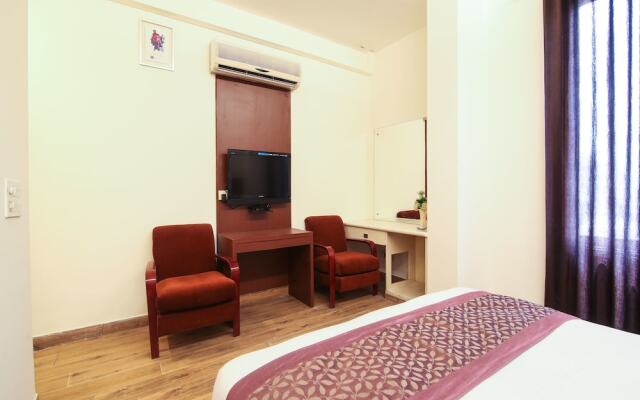 Hotel DDR Residency by OYO Rooms