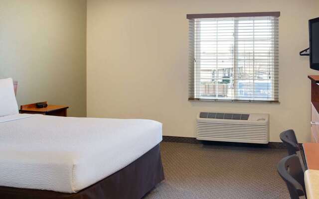 WoodSpring Suites Washington DC Andrews AFB