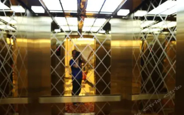 Xinjiang Astana Hotel