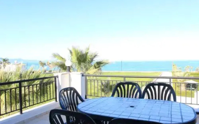 Sandy Coast Villas Amariliz