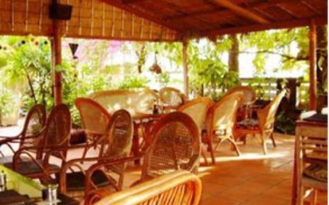 Little Garden Guesthouse & Restaurant