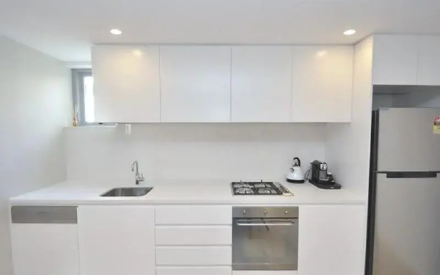 Darlinghurst Furnished Apartments 305 Pelican Street