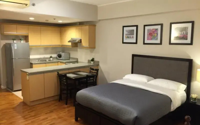 Vy Rentals at One Legaspi Park