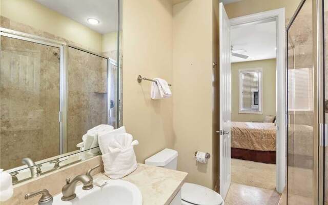 Collier Court 3 - Six Bedroom Home