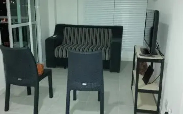 Flat Beira Mar JTR Action