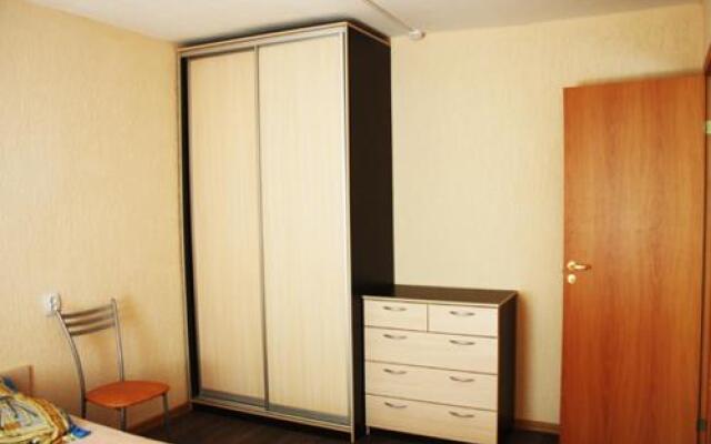 Hotel Akademicheskaya