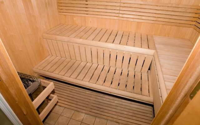 Crystal Shores West 1101