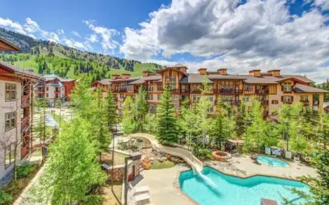Eagle Springs East 402: Buffaloberry Suite