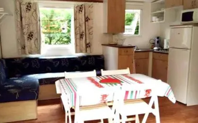 Camping Les Pins du Soleil