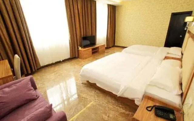 Yangshuo Rainbow Holiday Hotel