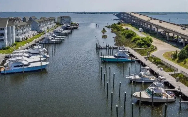 Hammock Village 25 4 Br home by RedAwning