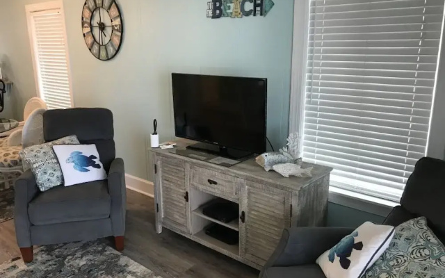 Seaside Retreat - 201 - 2 Br Condo