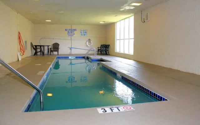 Ocean Bay Club 1104 - 4 Br Condo
