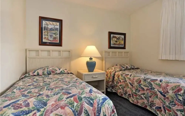 Valley Isle #808 2 Bedroom Condo by RedAwning