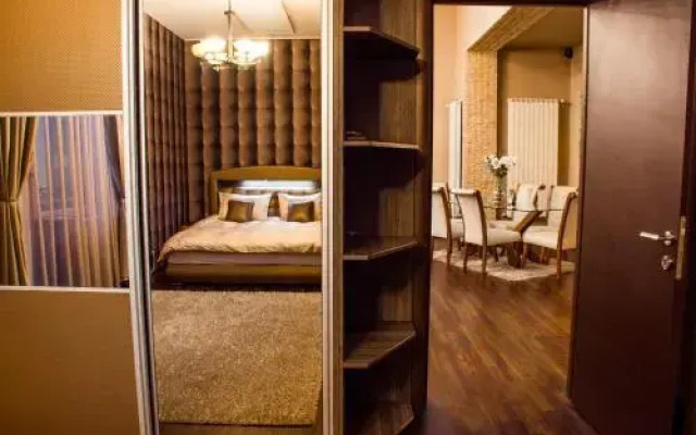 Royal Palace - City Center Accommodation