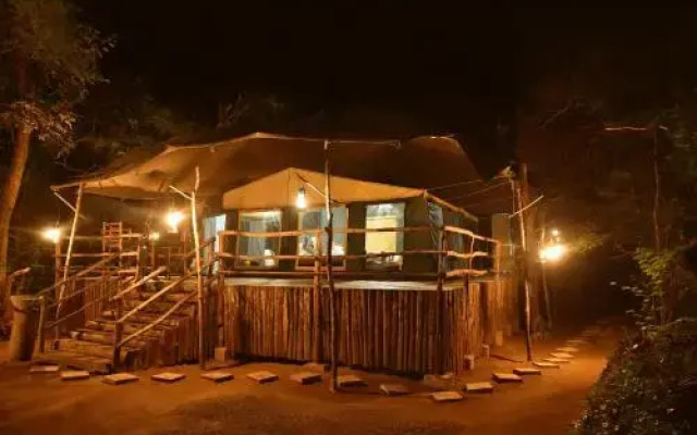 Royal Retreat Sigiriya Camping Site