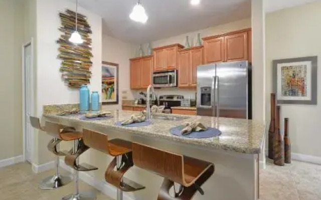 Five Bedrooms TownHome with Pool 4849