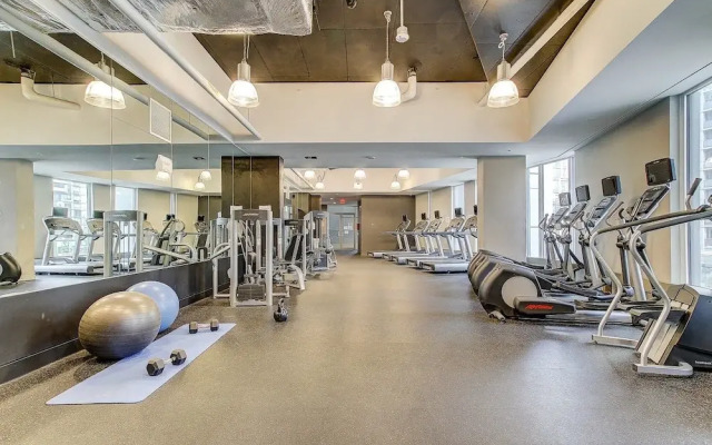 2 Storey Downtown Townhouse
