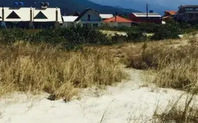 Pinheira Beach Residence