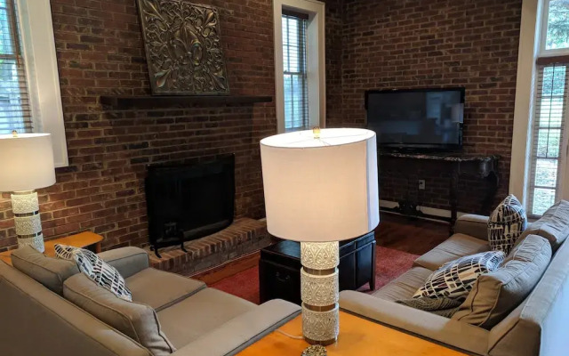 Midtown 886 By Homecomfortstay