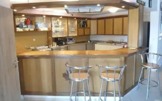 Club Canada Family House sauna wifi free parking