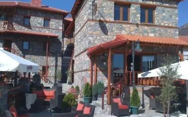 Guesthouse Xionodromos