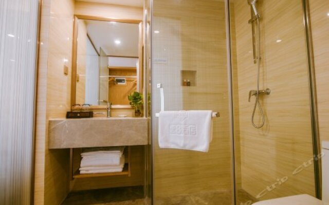 Super 8 Hotel Xiamen Train Station Holiday Mall Branch