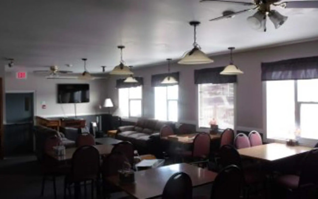 Churchill Hotel