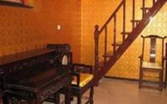 White Tower Yier Guesthouse